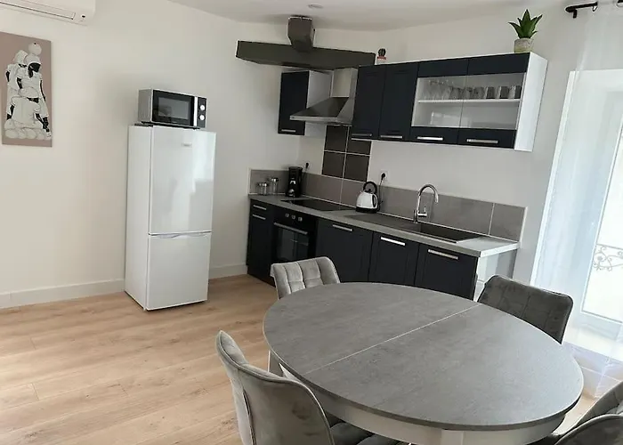 Апартаменты Chez Gaelle Треб